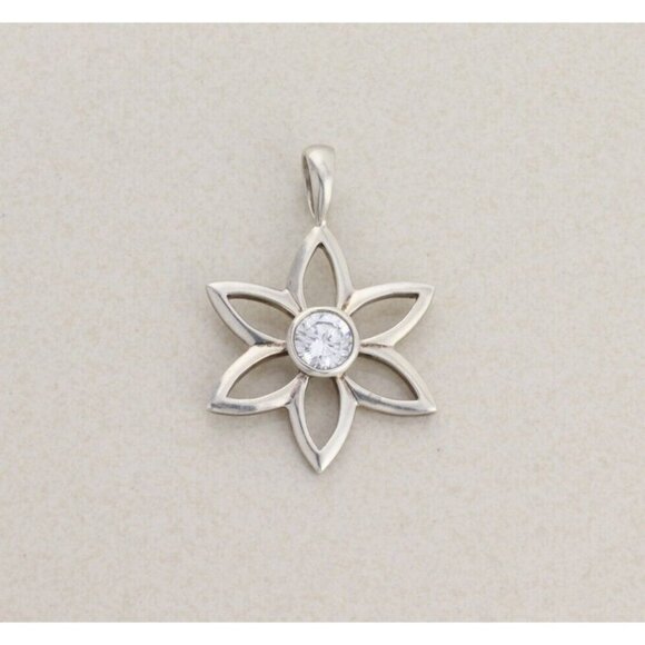 Sterling Silver Cubic Zirconia Daisy Flower Pendant Only Silpada - Picture 1 of 4